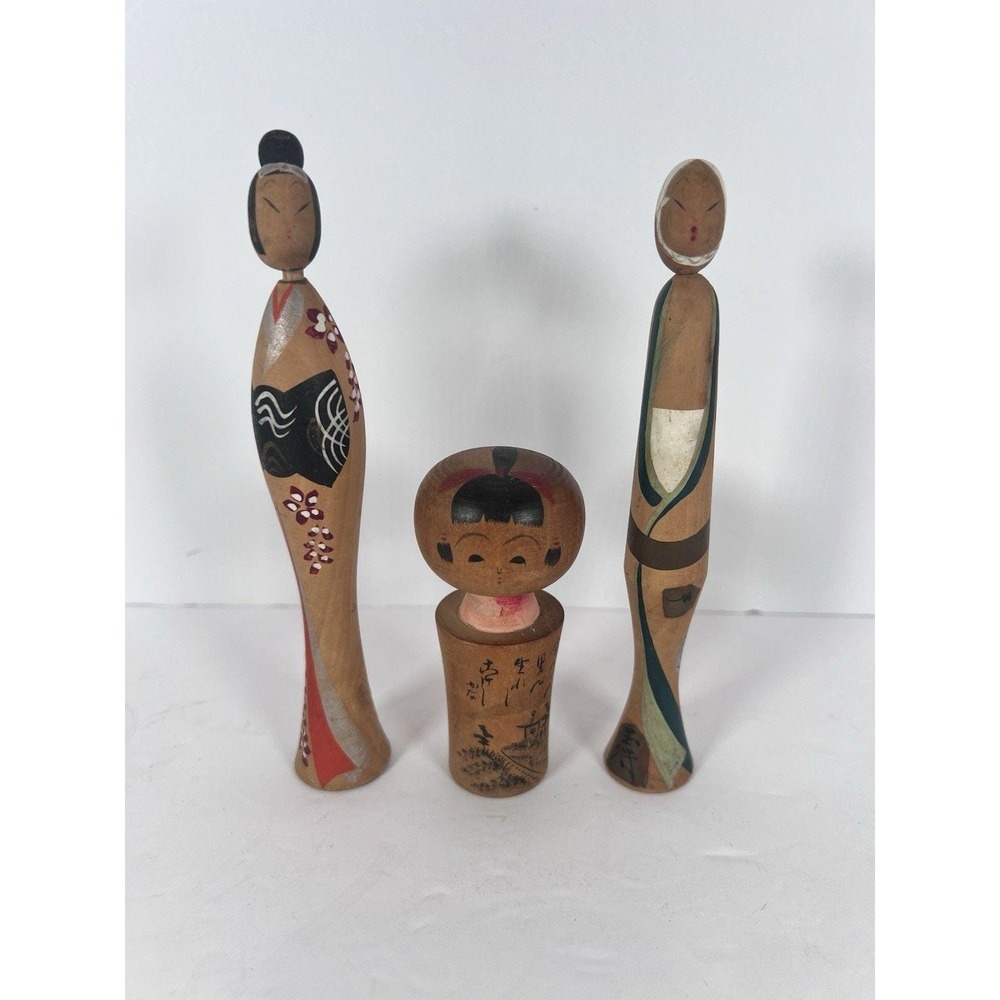 kokeshi dolls vintage Set Of 3 Small Wooden Japanese Dolls